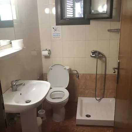 Aparthotel Nakis Lagomandra